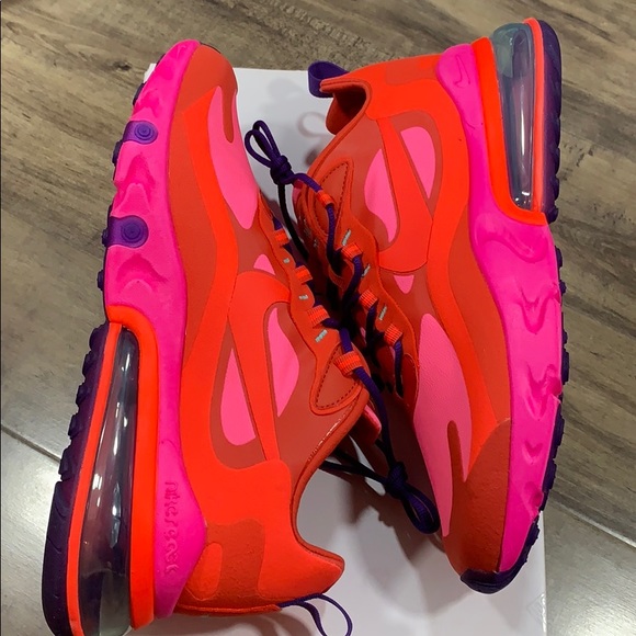 NIKE AIR MAX 270 REACT Mystic Red/Bright Crimson - Picture 5 of 16